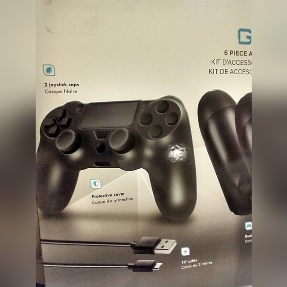 dreamGEAR PlayStation 4 Advanced Gamer's Starter Kit - Headset, Charging… - Picture 10 of 10